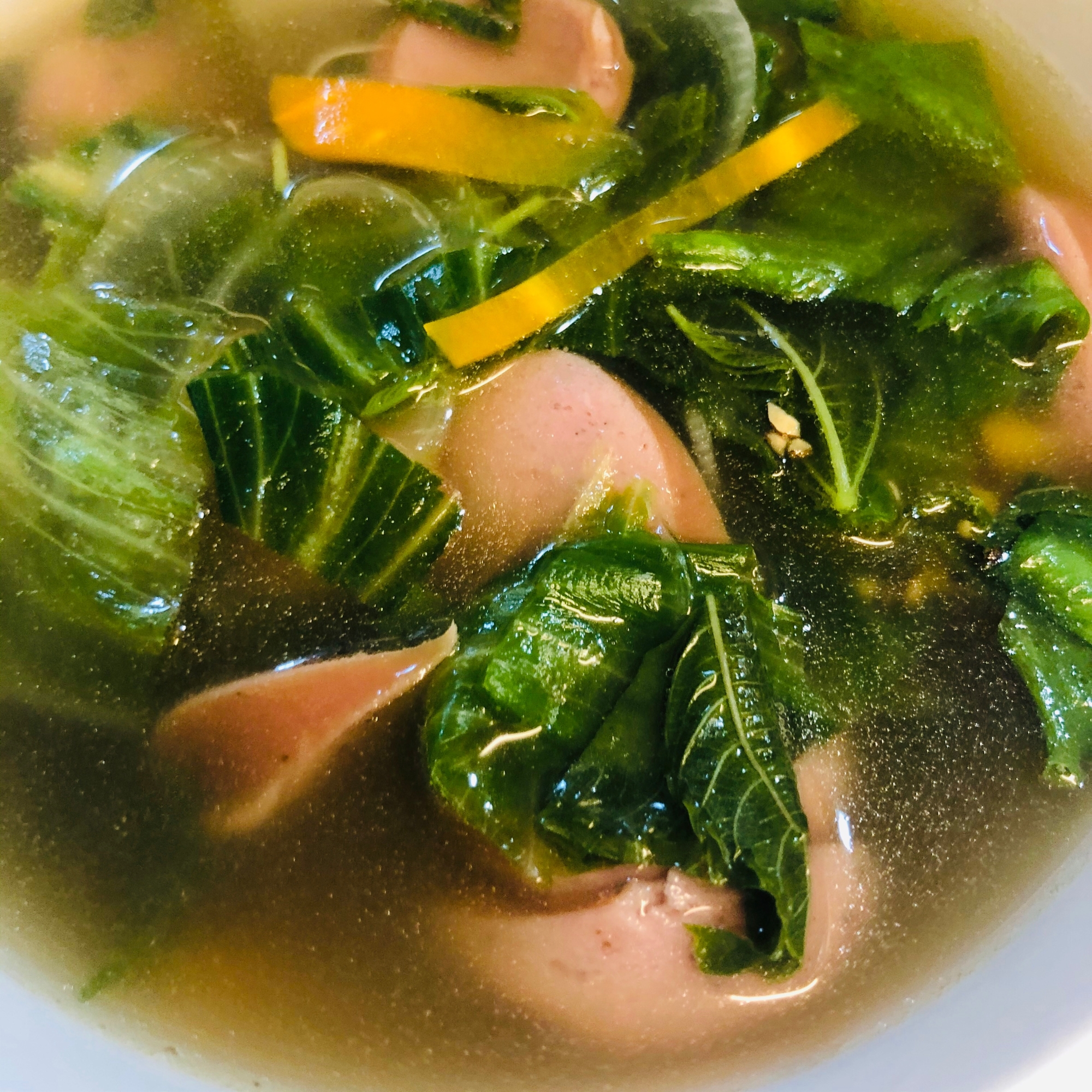 モロヘイヤとウィンナーの野菜スープ
