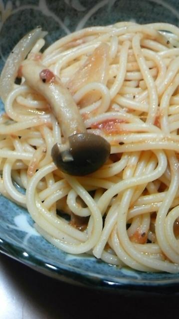 イタリアントマトとツナのピリ辛パスタ