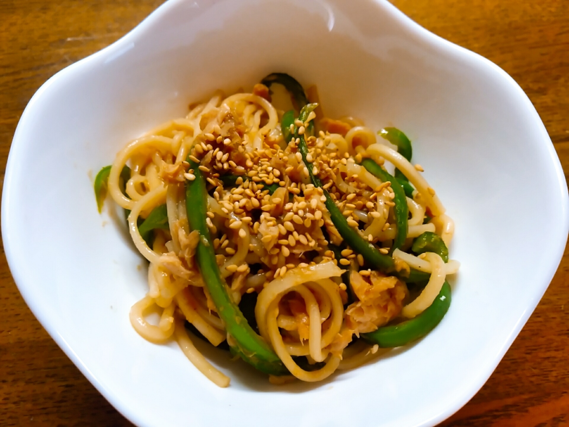 素麺とピーマンのツナ炒め