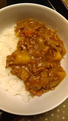 ホールトマト入りカレー