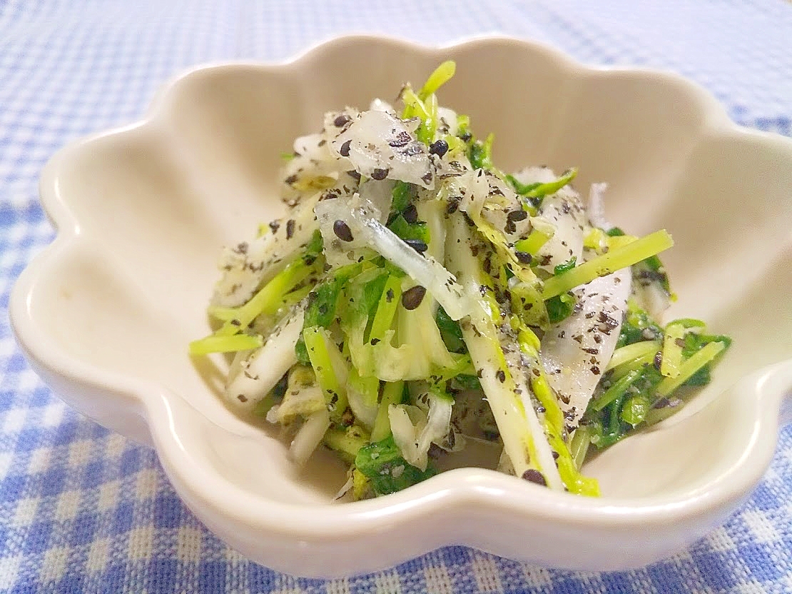 胡麻感たっぷり♡白菜と豆苗の胡麻和え