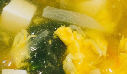 卵と人参と玉ねぎのスープ