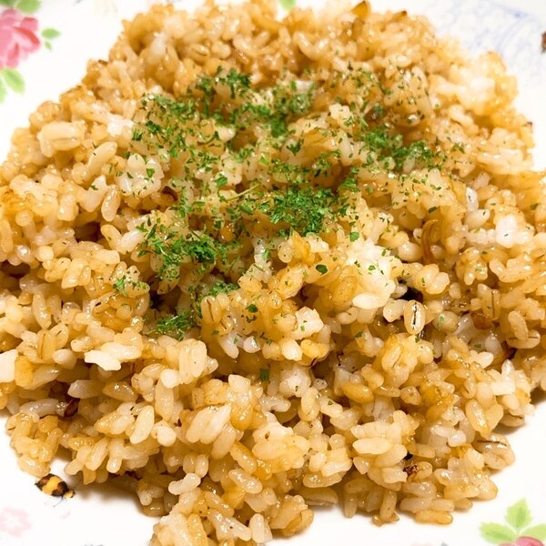 旨みたっぷり ガーリックライス レシピ 作り方 By ぽんちゃん 楽天レシピ 旨みたっぷり ガーリックライス レシピ 作り方 By ぽんちゃん 楽天レシピ