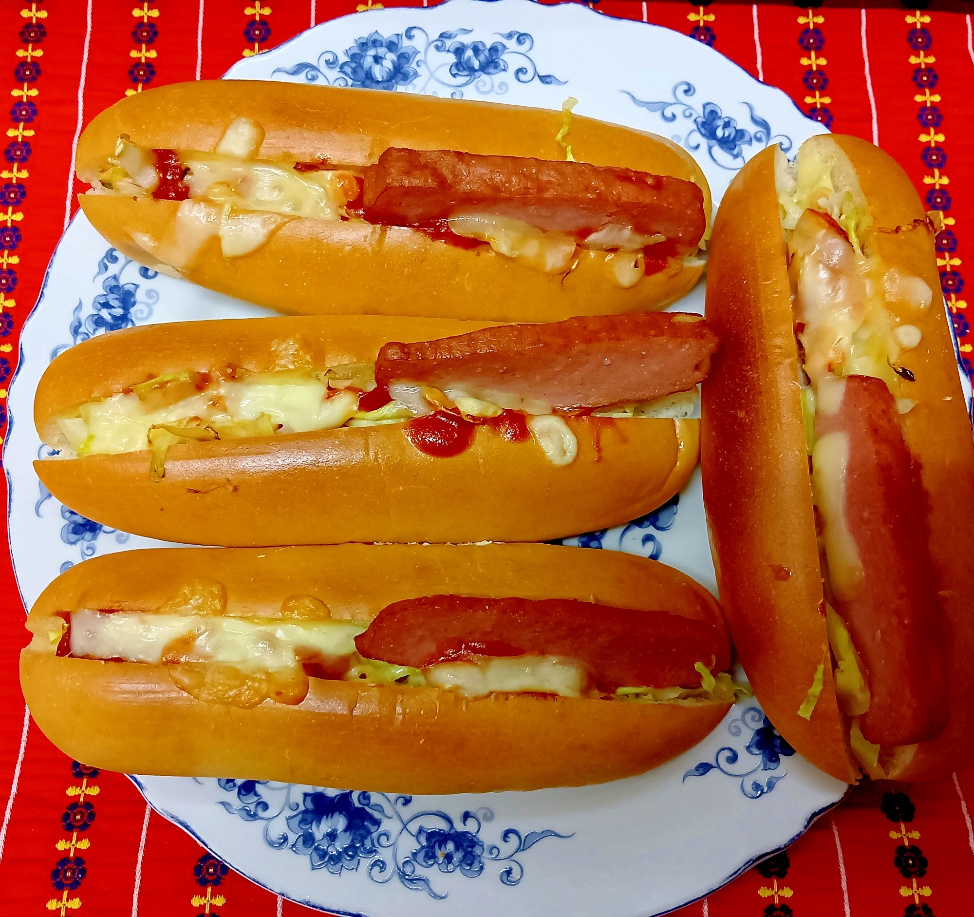 ペッパーボロニアパン