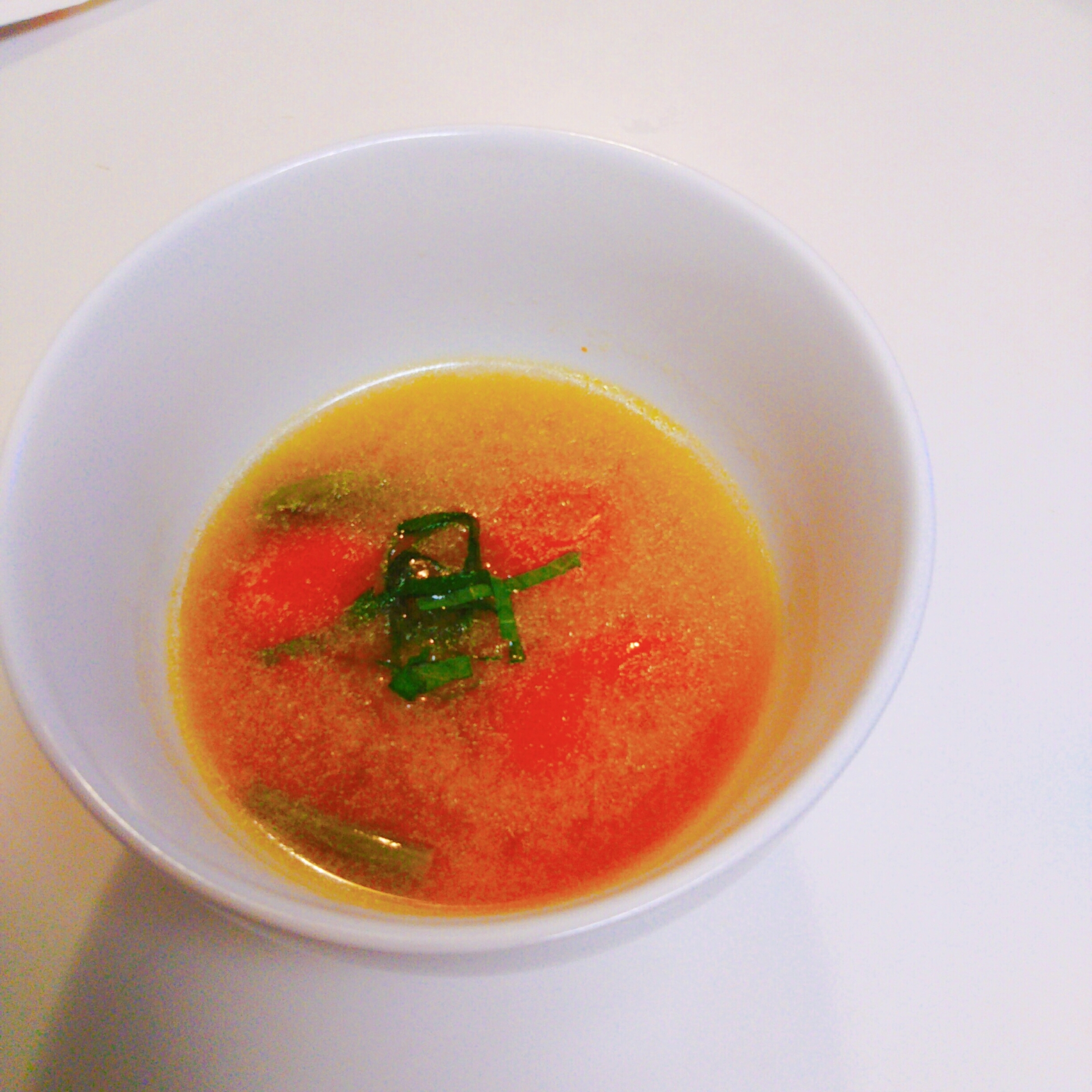 夏野菜☆トマトとインゲンのお味噌汁