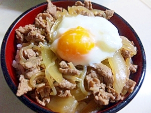 温タマのせ❤牛丼