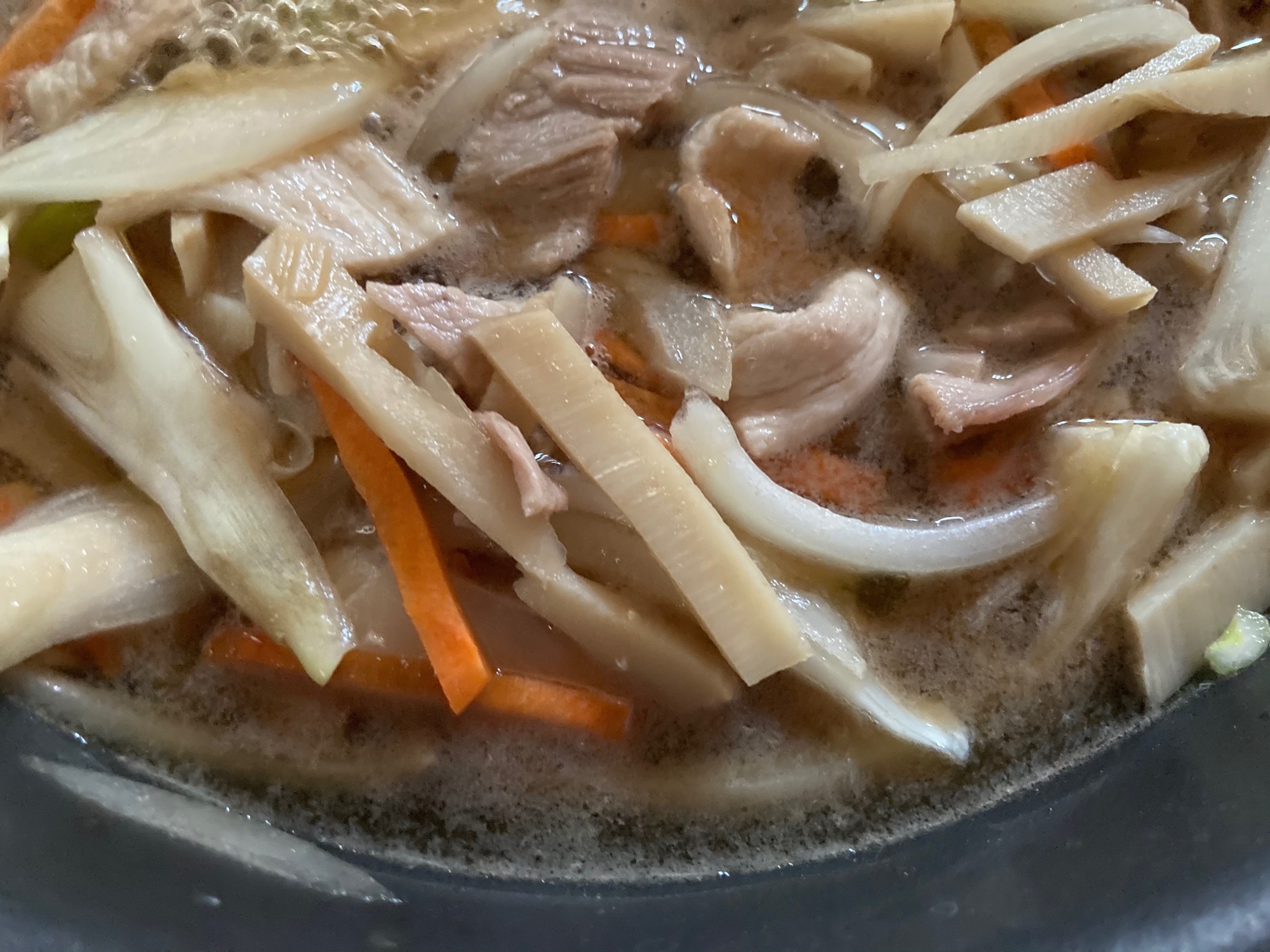 たけのこと玉ねぎと人参と豚肉の炒め煮 レシピ 作り方 By Tommeg12 楽天レシピ