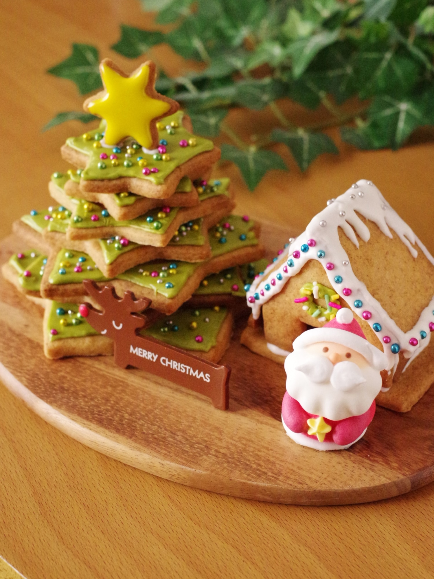 簡単クッキーで作るクリスマスツリーとヘクセンハウス