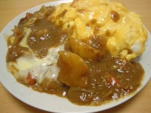 チーズカレーオムライス