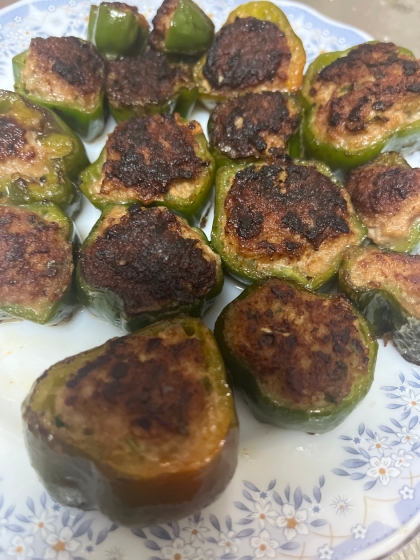 ひとくちピーマンの肉詰め