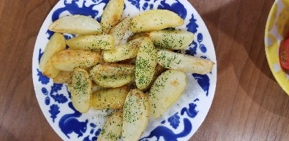 少量の油で！ほくほくカリカリフライドポテト