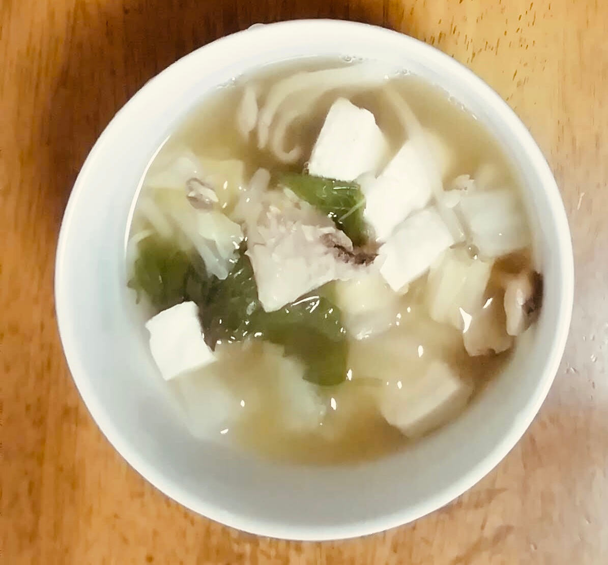 白菜とサバ缶の味噌汁