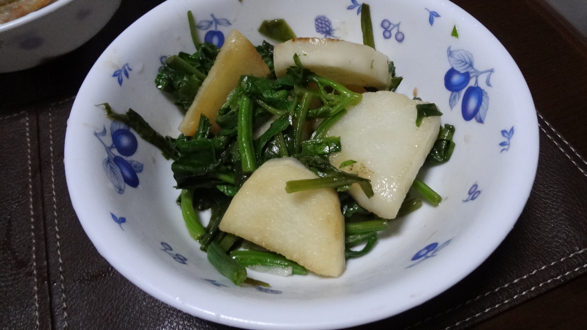 ほうれん草と長芋のごま油炒め レシピ 作り方 By Tsukunio 楽天レシピ