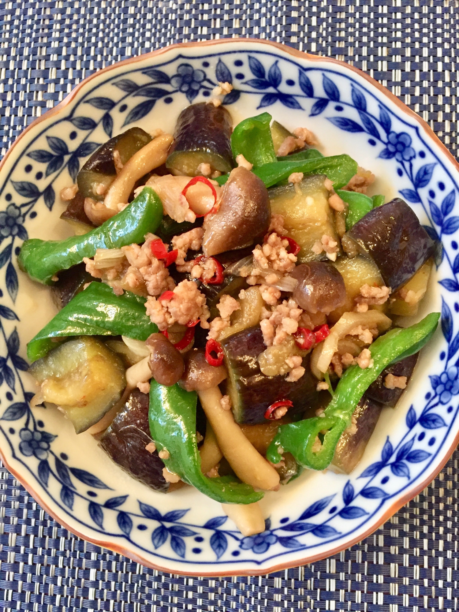 長茄子とピーマンのひき肉炒め