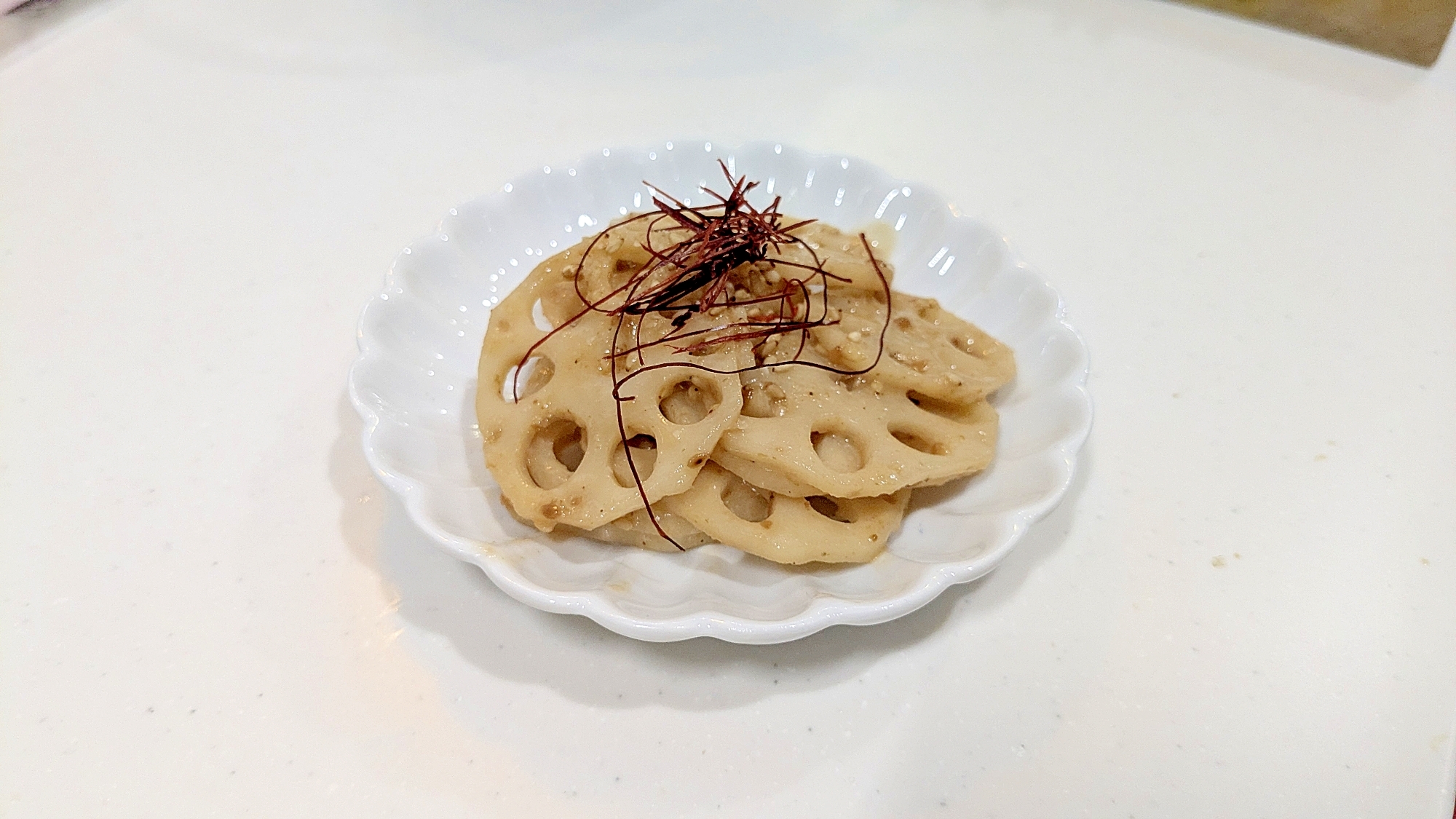 蓮根の胡麻だれ和え