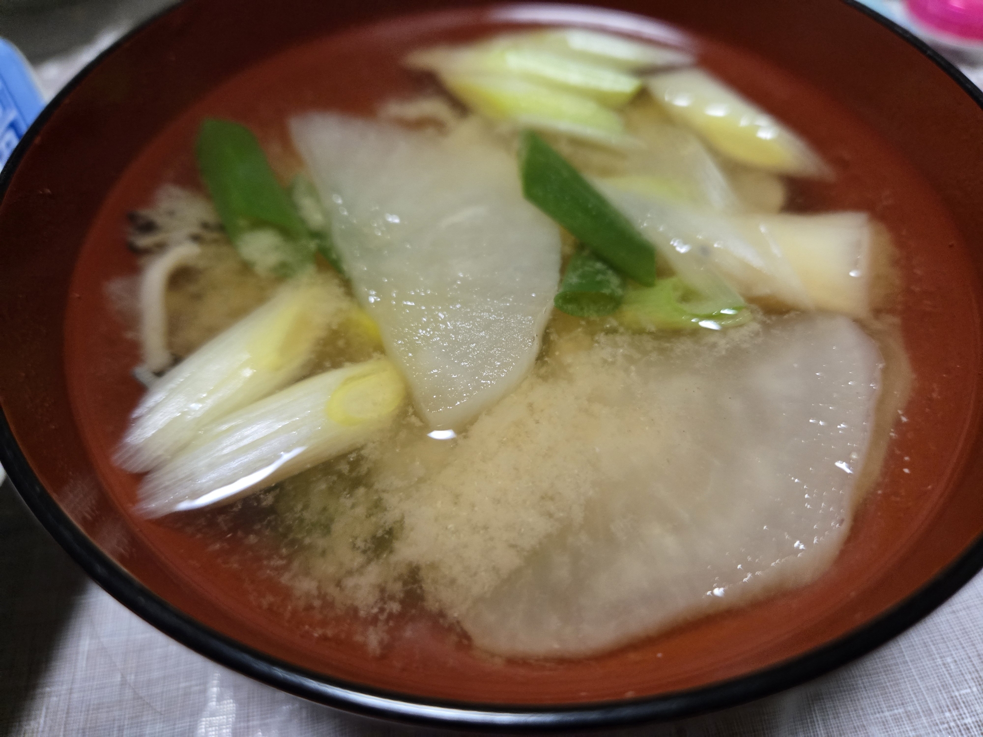 大根 長ネギ 舞茸のお味噌汁