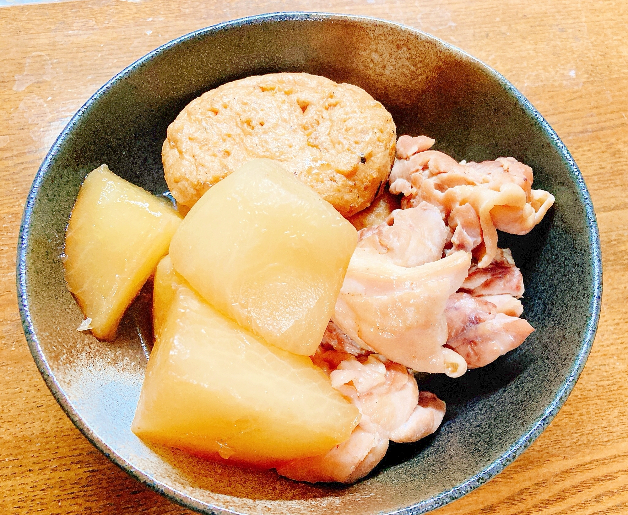 大根とがんもと鶏肉の煮物