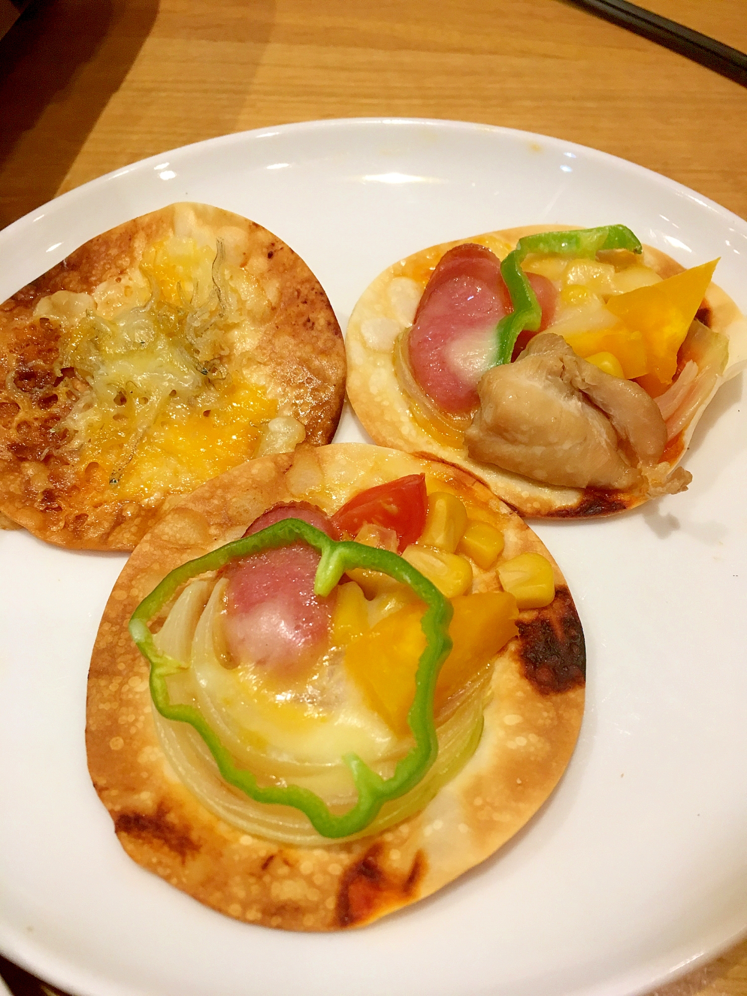 美味しくてヤミツキ☆餃子の皮deピザ！！