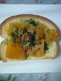シナモン香る♡かぼちゃ青汁トースト