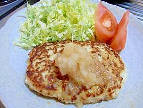 低カロリー☆鶏ミンチと豆腐でヘルシーハンバーグ