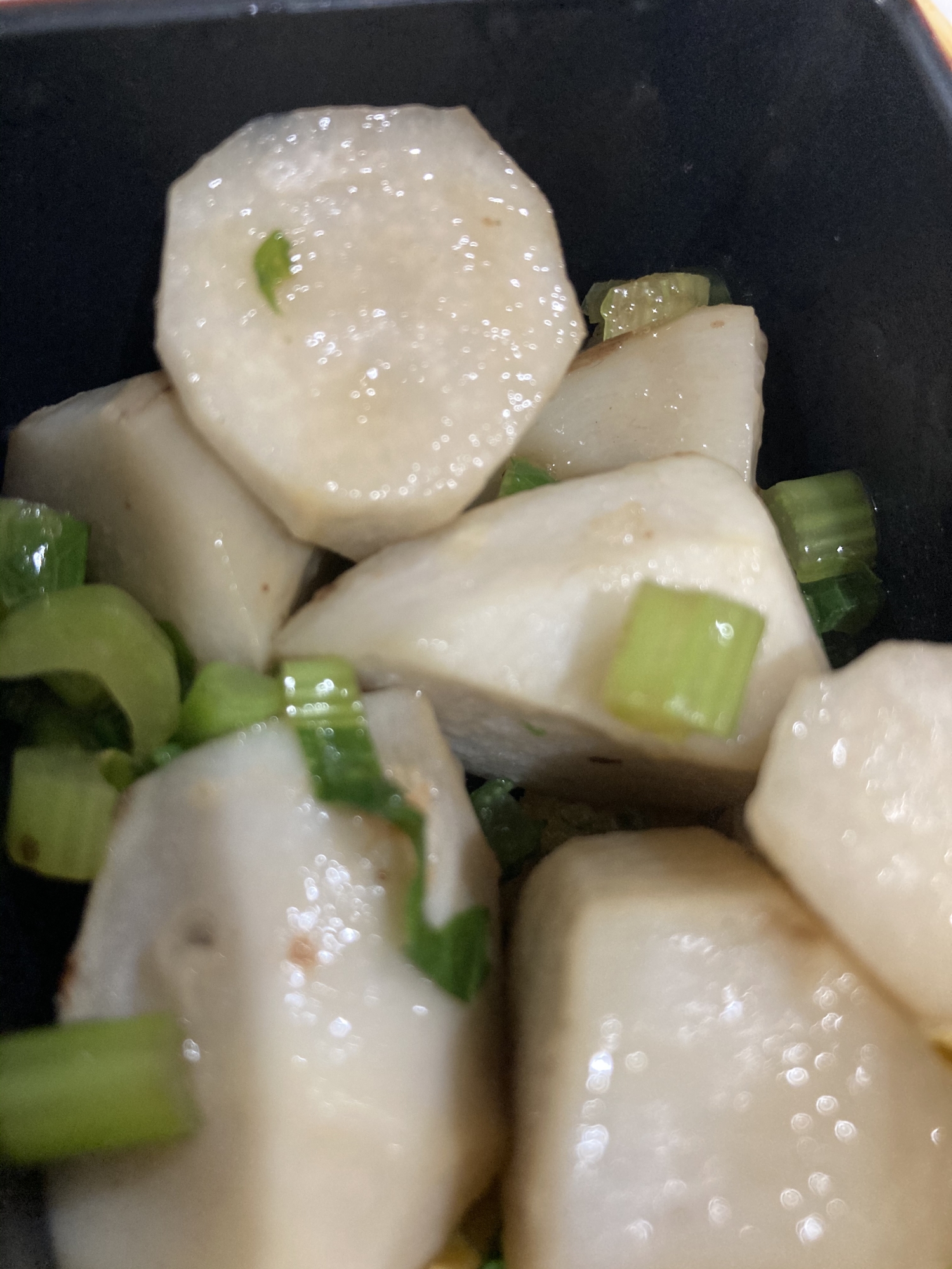 里芋とかぶの茎の醤油煮