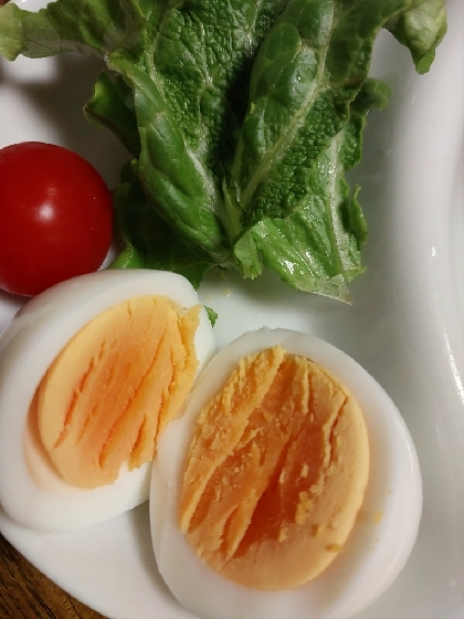 卵と生野菜の簡単サラダ