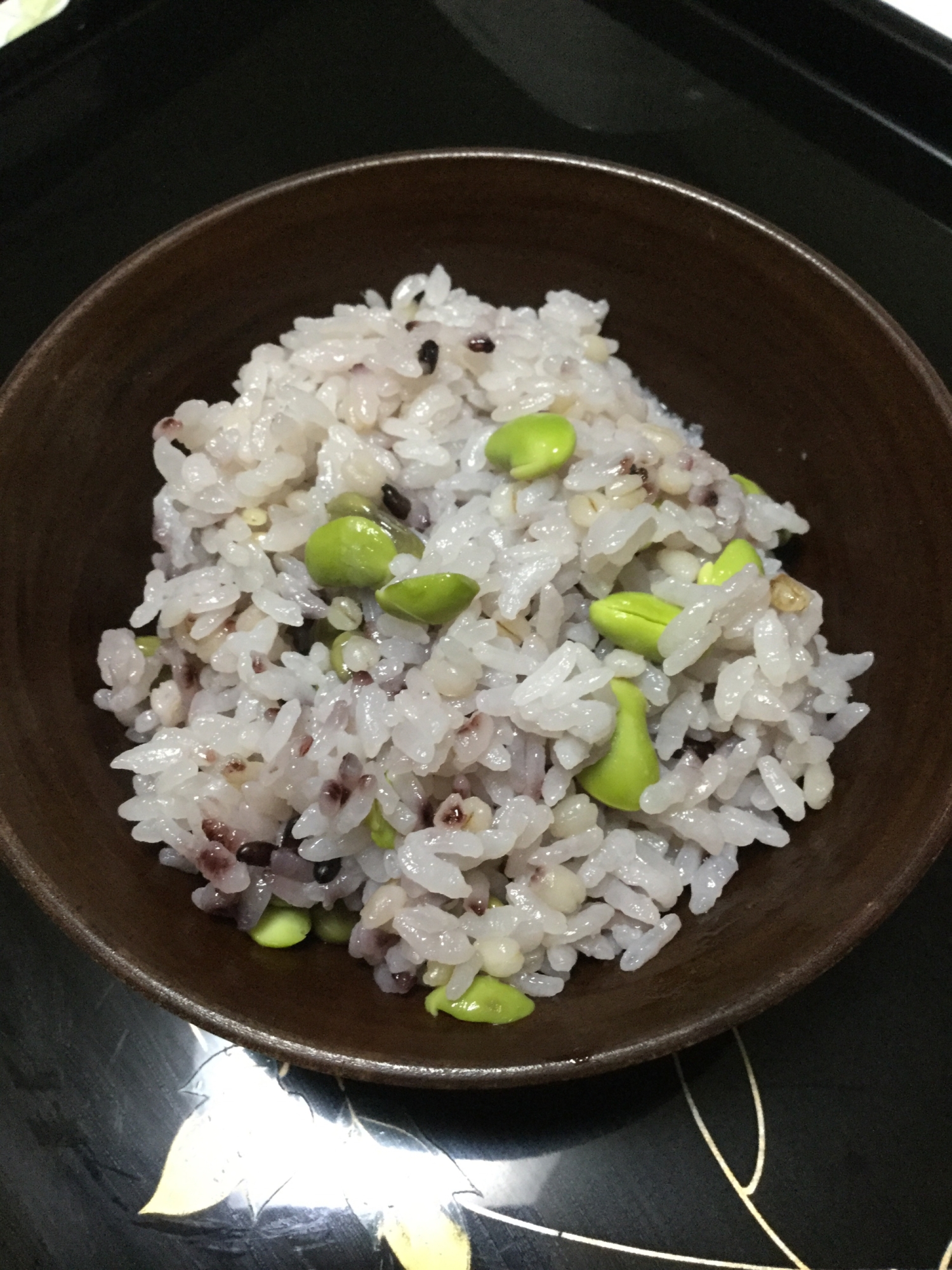 枝豆の雑穀ごはん