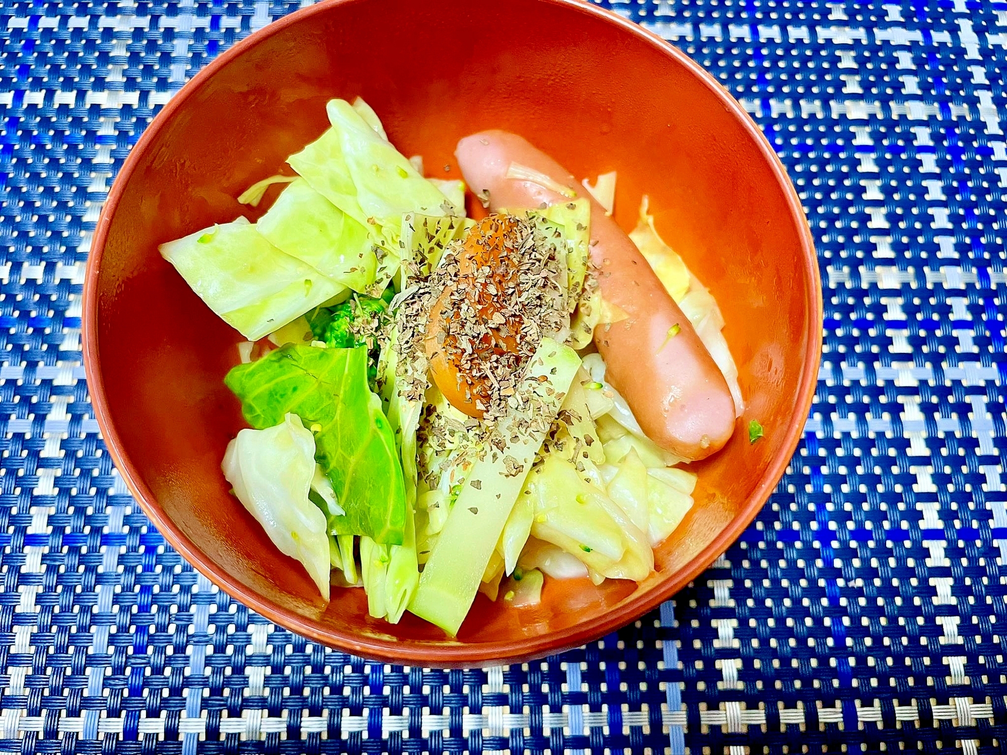 鍋だけの簡単調理！ガリバタ醤油鍋