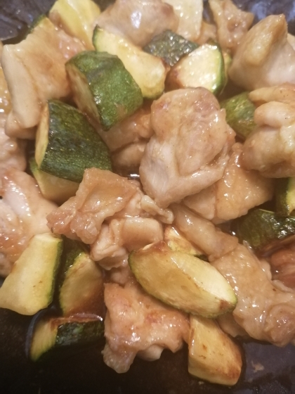 夏野菜と鶏肉の甘酢あん炒め