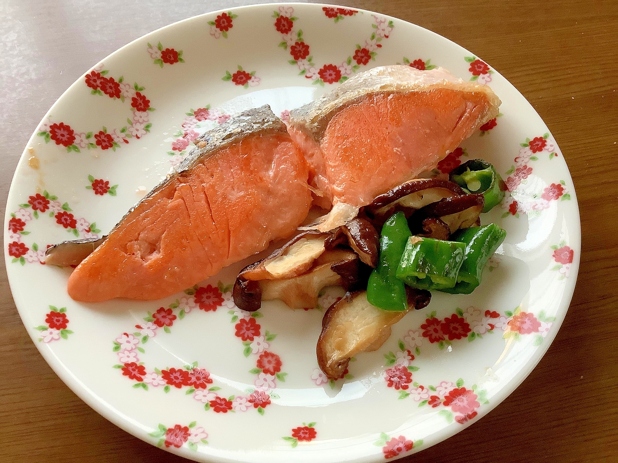 鮭と椎茸焼き