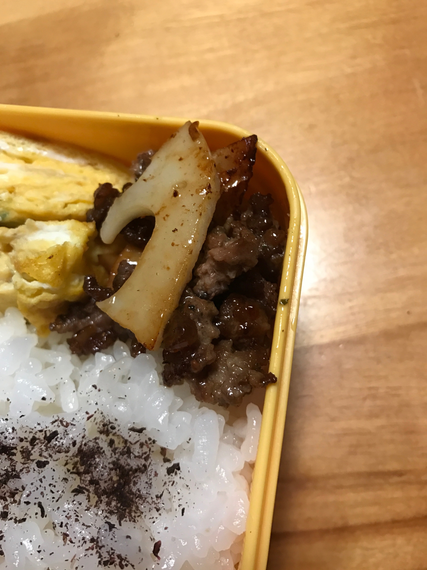 ひき肉とレンコンの炒め物