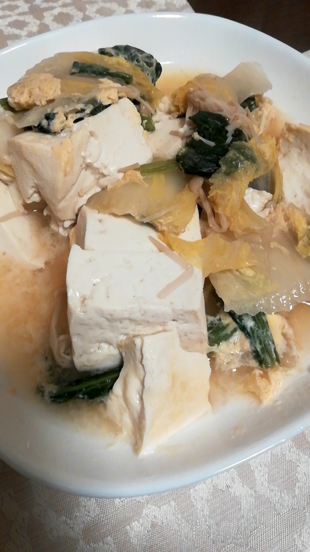 豆腐と白菜小松菜の卵とじ