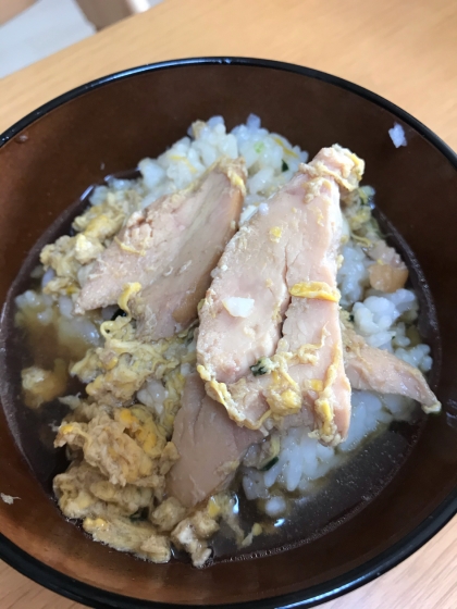 ほぼ10分で完成♪冬をあじわう！白菜の親子丼