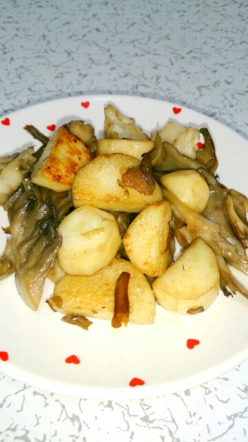 山芋(大和芋)と舞茸のﾊﾞﾀｰ醤油ｿﾃｰ