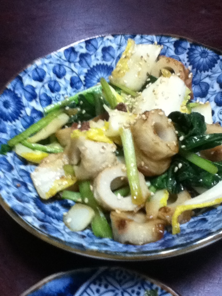 チクワと小松菜と白菜の焼肉のタレ炒め