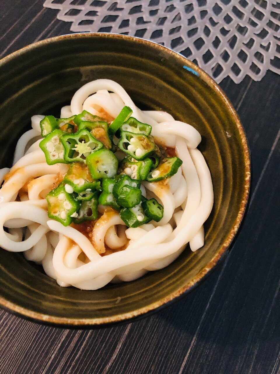 にんにくと焼肉のタレで☆スタミナ冷やしうどん