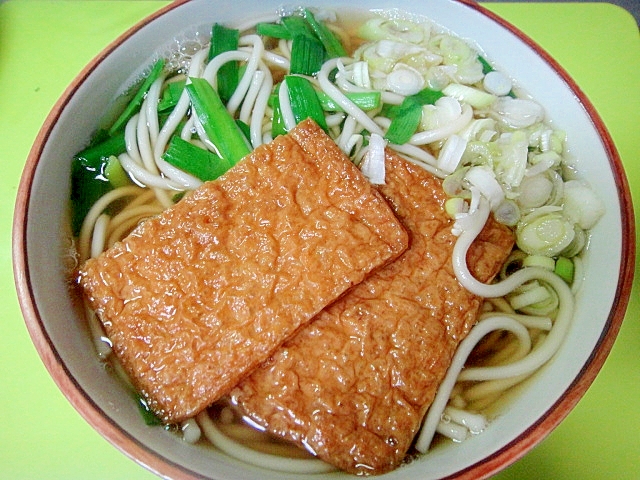 ニラきつねうどん