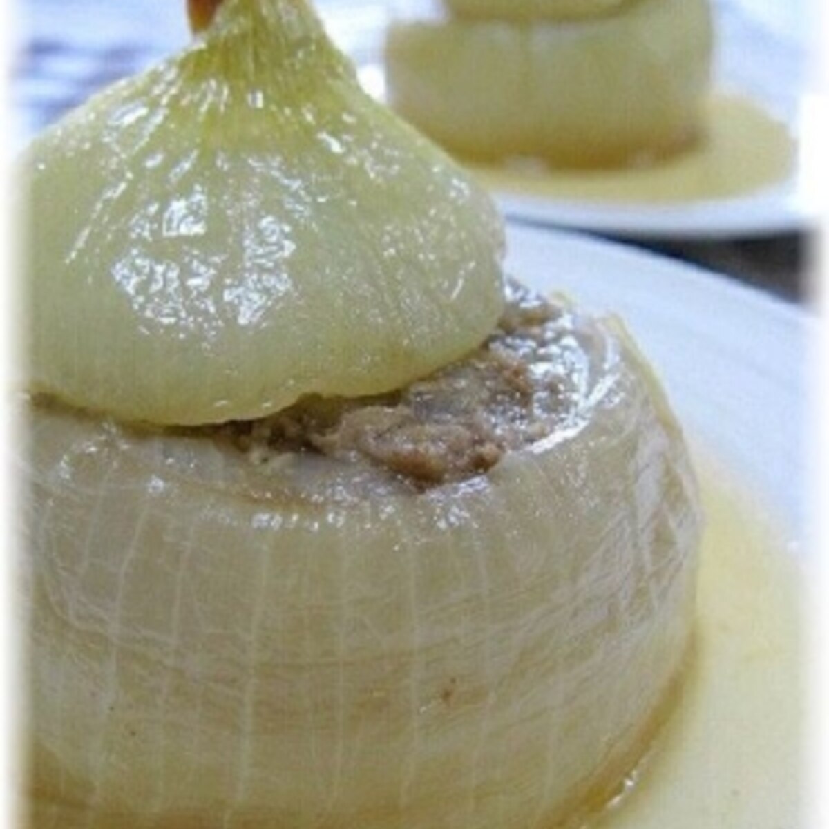 新玉ねぎの丸ごと肉詰め蒸し煮 レシピ 作り方 By はなまる子 楽天レシピ 新玉ねぎの丸ごと肉詰め蒸し煮 レシピ 作り方 By はなまる子 楽天レシピ