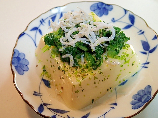 小松菜としらすとあおさの卵豆腐