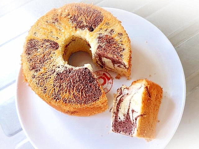 シンプル♪バニラとチョコのマーブルシフォン!