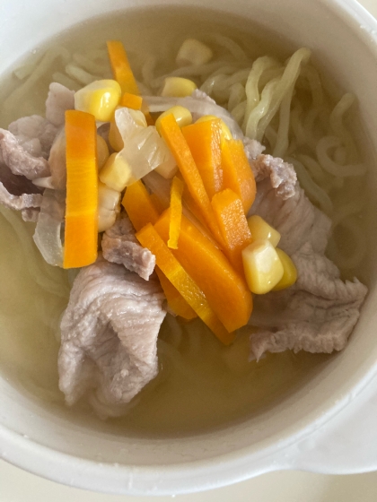 子どもと一緒に食べる★あっさり味の塩ラーメン