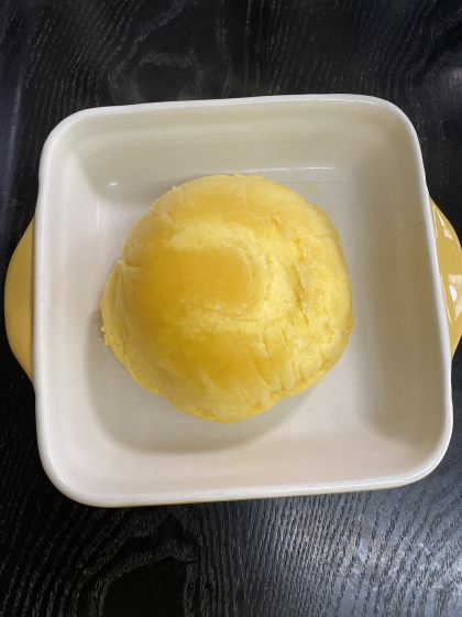 もちもちふわふわ！レンジで米粉の卵蒸しパン
