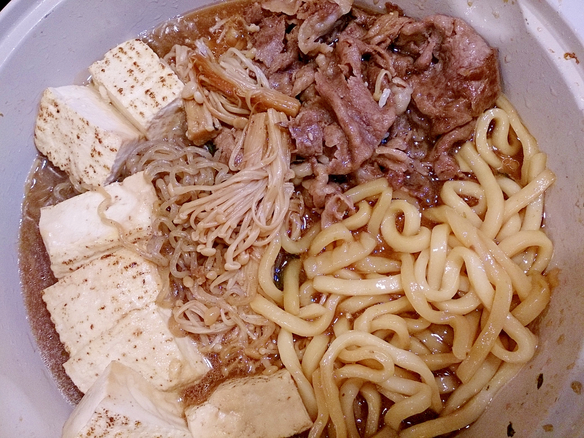 うちのすき焼き鍋・うどん入りです