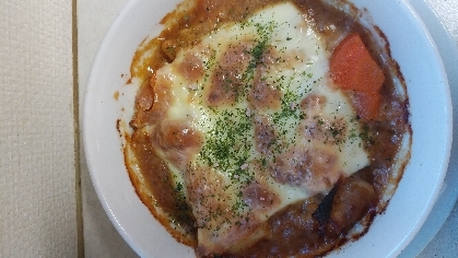 ごろポテにんじんのマヨチーズ焼き♩余った肉じゃがで