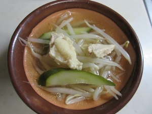 中華風スープは簡単に作れました。
ごちそうさまでした。