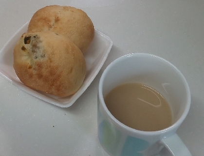 sweet♡さん☺️
おやつに手作りパンとコーヒー、とてもおいしかったです♥️
レポ、ありがとうございます(*^ーﾟ)