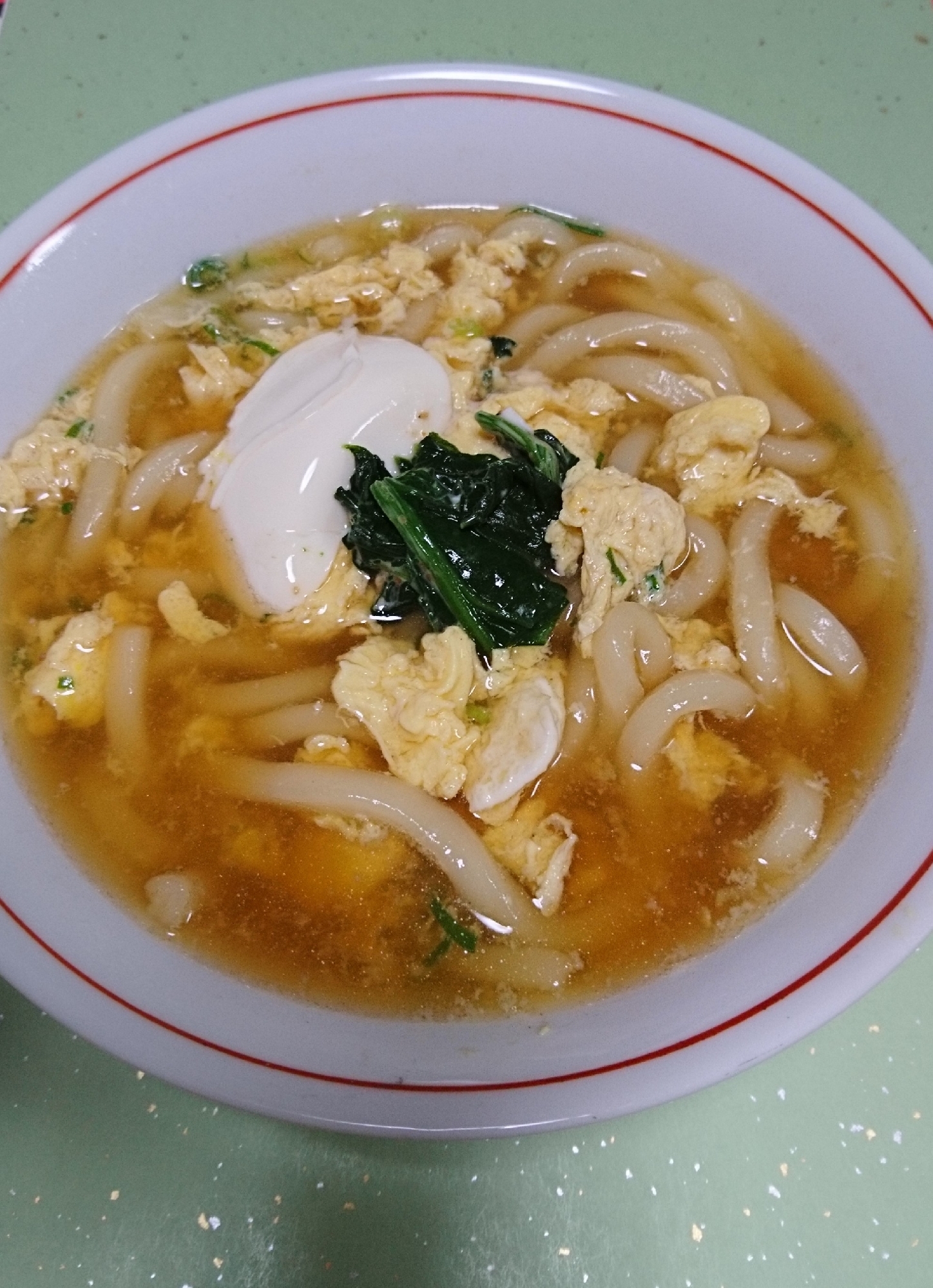 「卵とお豆腐」の肉だし讃岐うどん