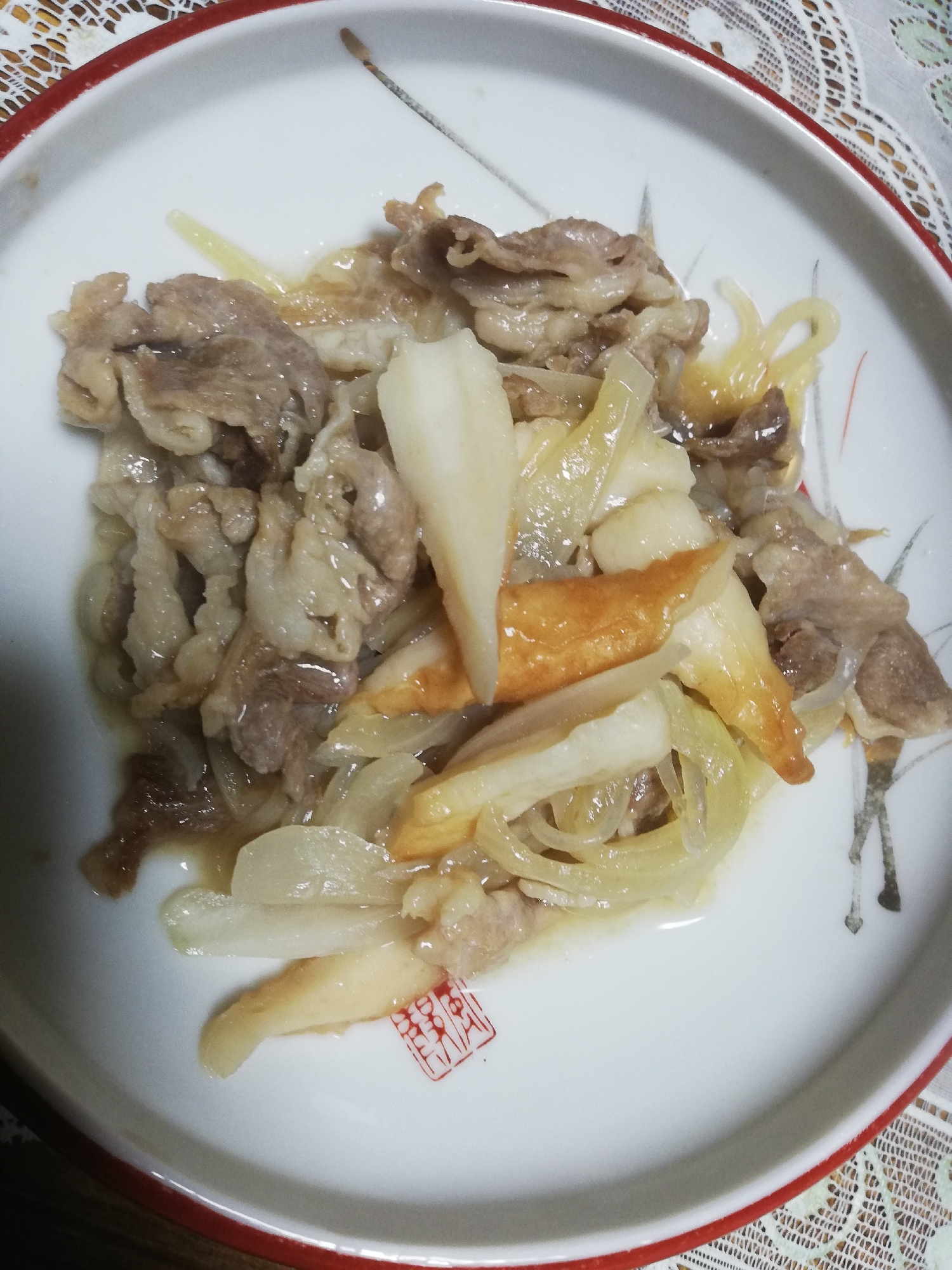 豚肉とちくわと玉ねぎの煮物