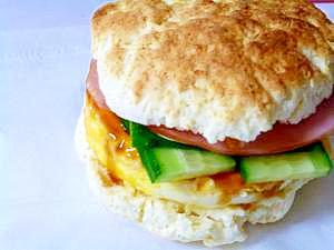 ハンバーガー用の丸い目玉焼き 電子レンジで レシピ 作り方 By Tanta40 楽天レシピ