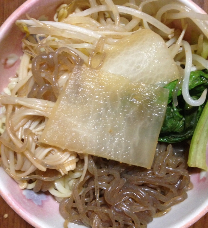 栄養プラス☆えのき氷入り味噌鍋